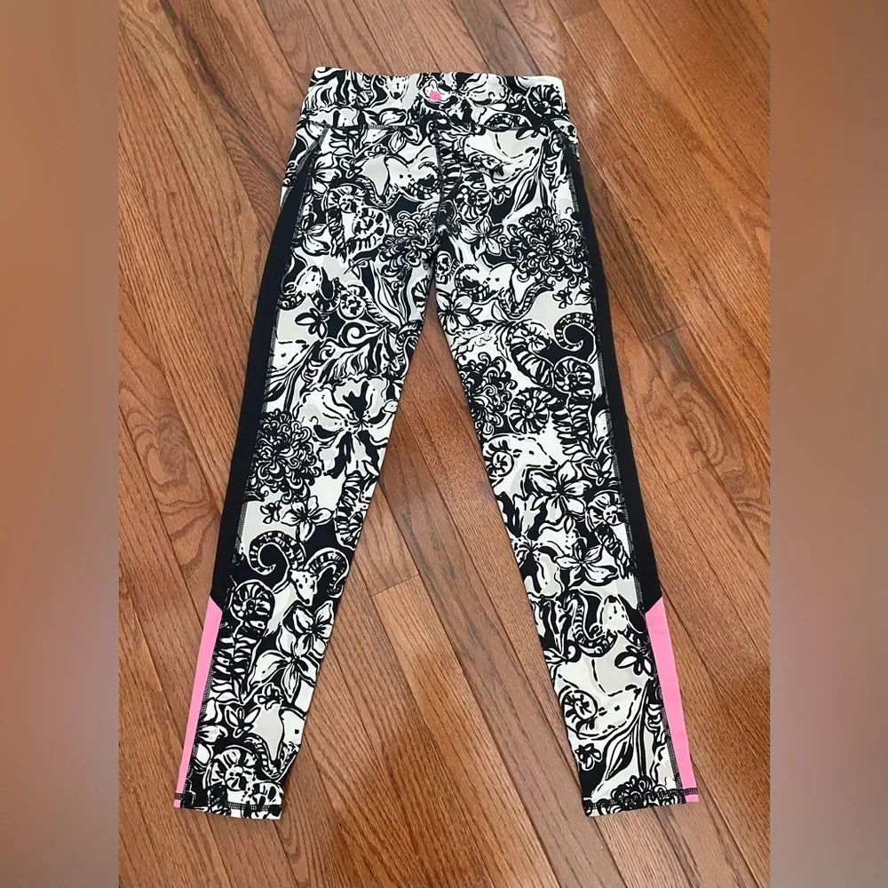 Lilly Pulitzer Luxletic Leggins - Picture 2 of 7